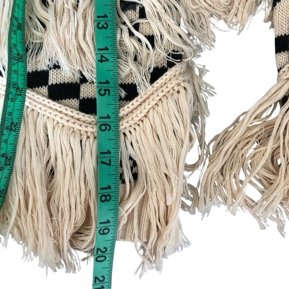 House of Harlow Revolve Noa Sweater in Bone Fringe Off Shoulder XXS Wool Party - Picture 11 of 13